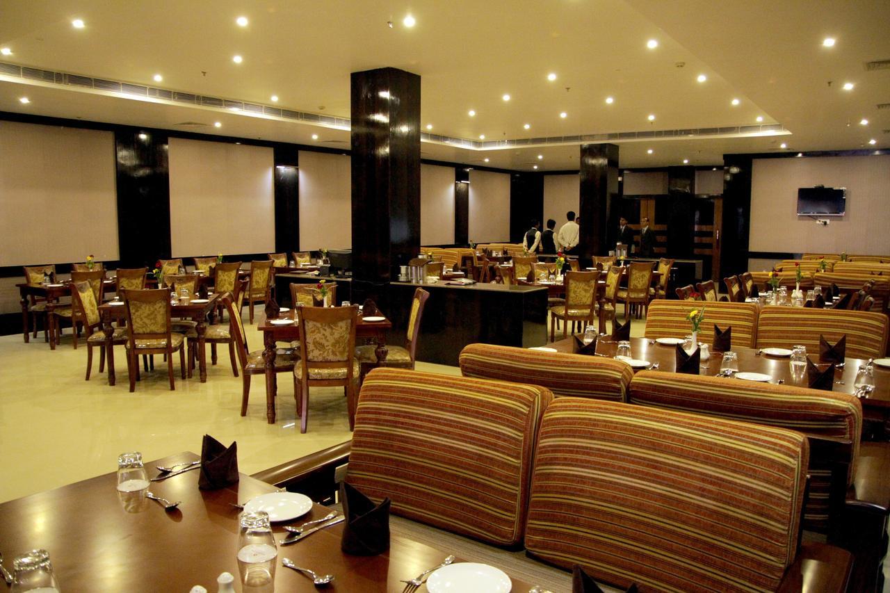 Hotel Kamlesh Continental à Angul Extérieur photo