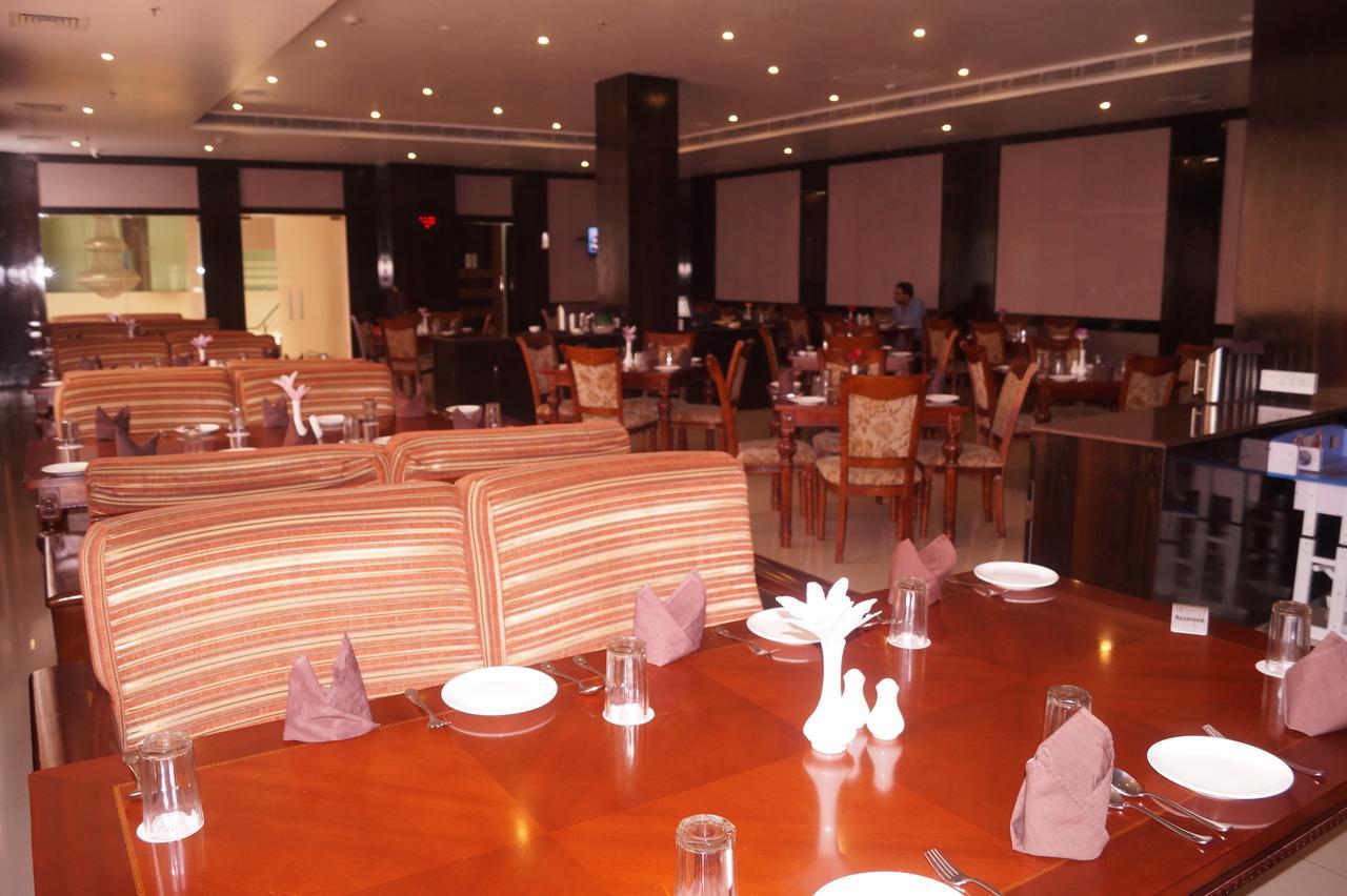 Hotel Kamlesh Continental à Angul Extérieur photo