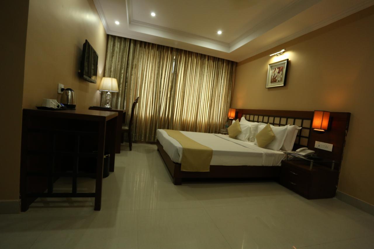 Hotel Kamlesh Continental à Angul Chambre photo