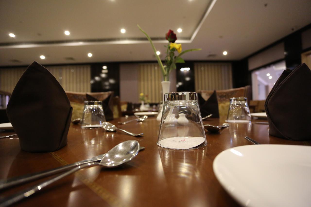 Hotel Kamlesh Continental à Angul Extérieur photo